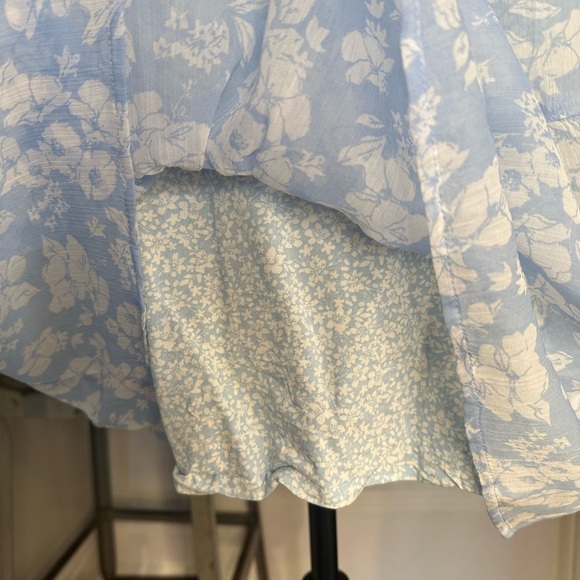 Abercrombie and Fitch boho tiered slip Blue Floral Dress - Picture 4 of 14
